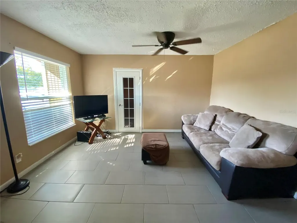 4403 Gandy Circle Tampa FL 33616