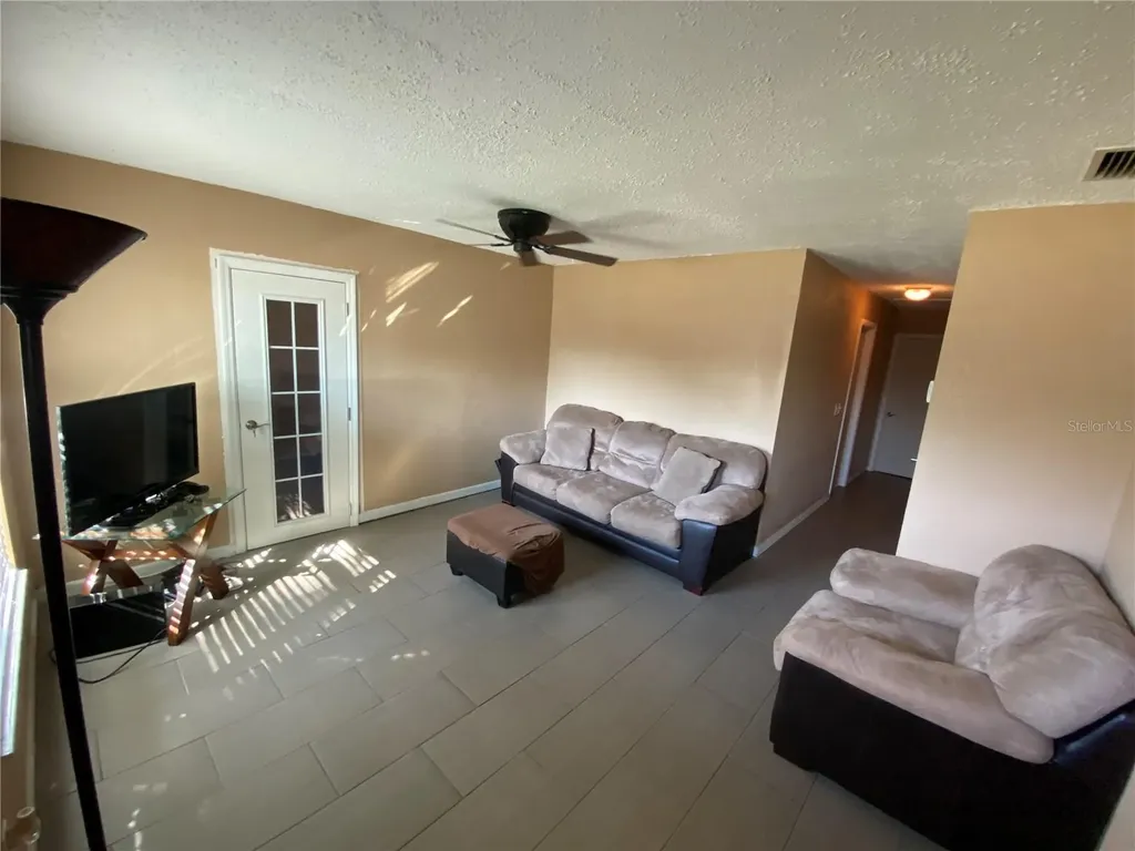 4403 Gandy Circle Tampa FL 33616