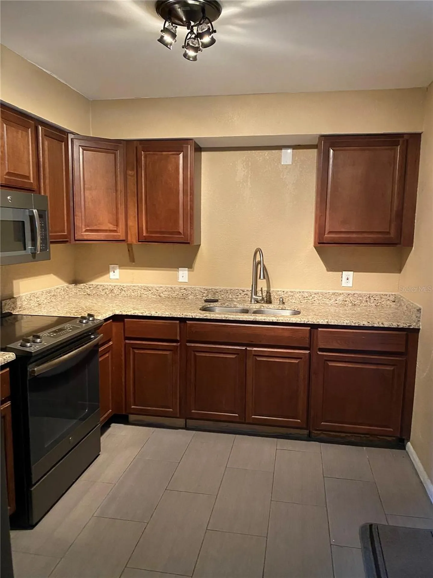 4403 Gandy Circle Tampa FL 33616