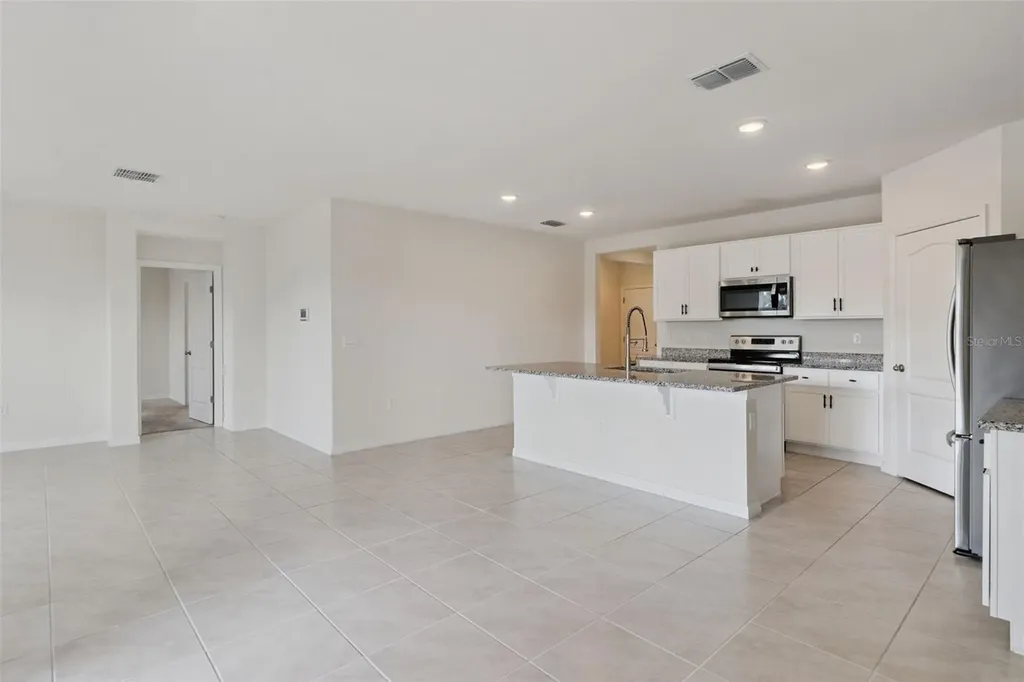4373 Deleon Street Haines City FL 33844