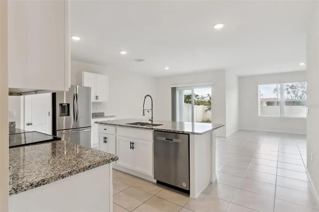 4373 Deleon Street Haines City FL 33844