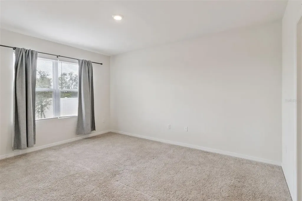 4373 Deleon Street Haines City FL 33844