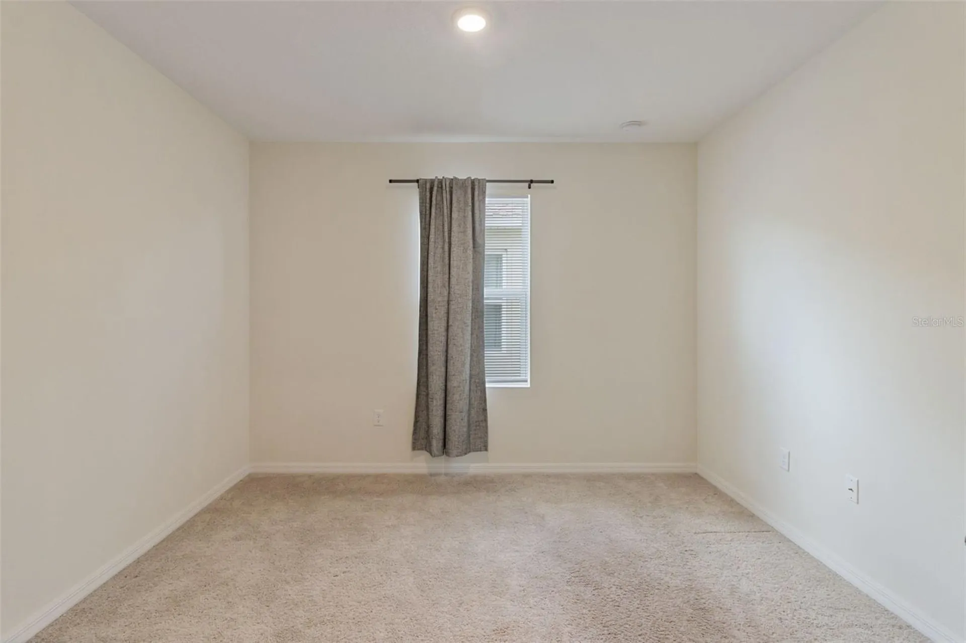 4373 Deleon Street Haines City FL 33844