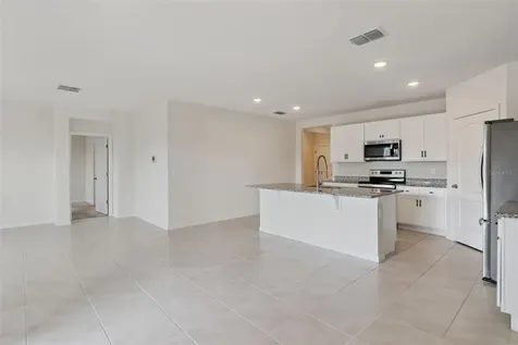 4373 Deleon Street Haines City FL 33844