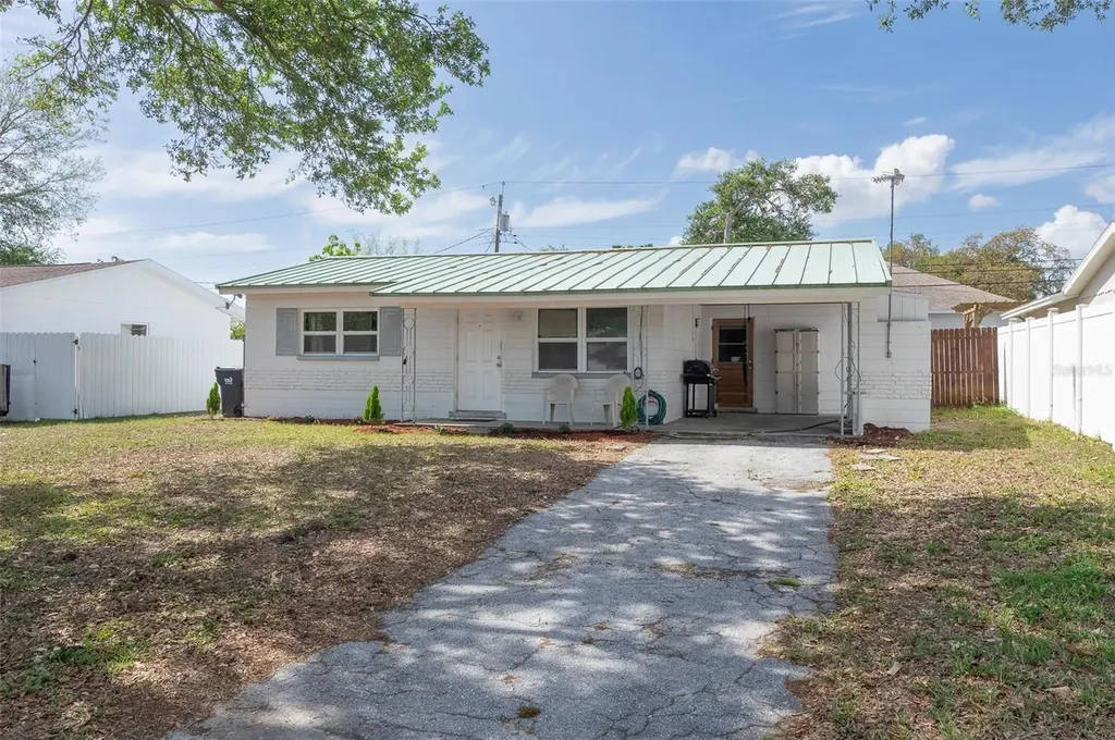4748 49th Avenue N St Petersburg FL 33714
