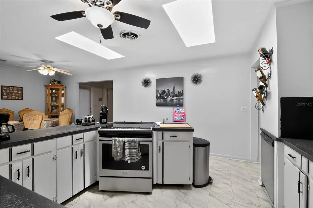 1803 SE 3rd Avenue Ocala FL 34471