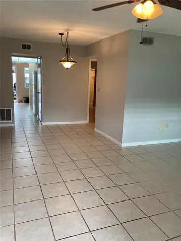 5257 81st Lane N St Petersburg FL 33709