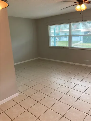 5257 81st Lane N St Petersburg FL 33709