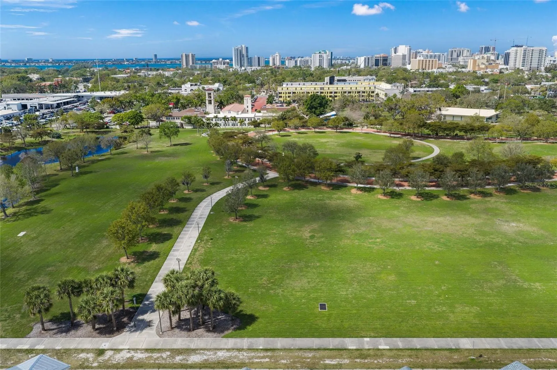 2121 Wood Street Sarasota FL 34237