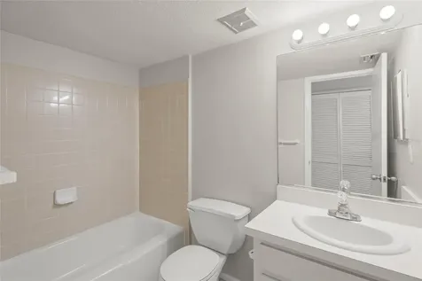 2121 Wood Street Sarasota FL 34237