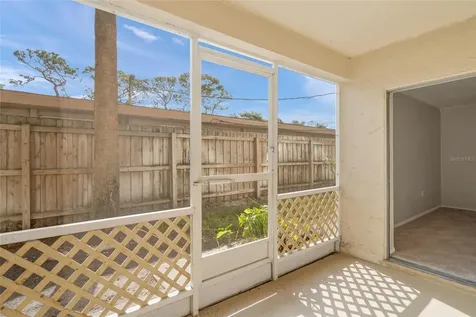 2121 Wood Street Sarasota FL 34237