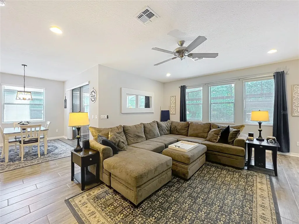 2676 Estuary Loop Oviedo FL 32765