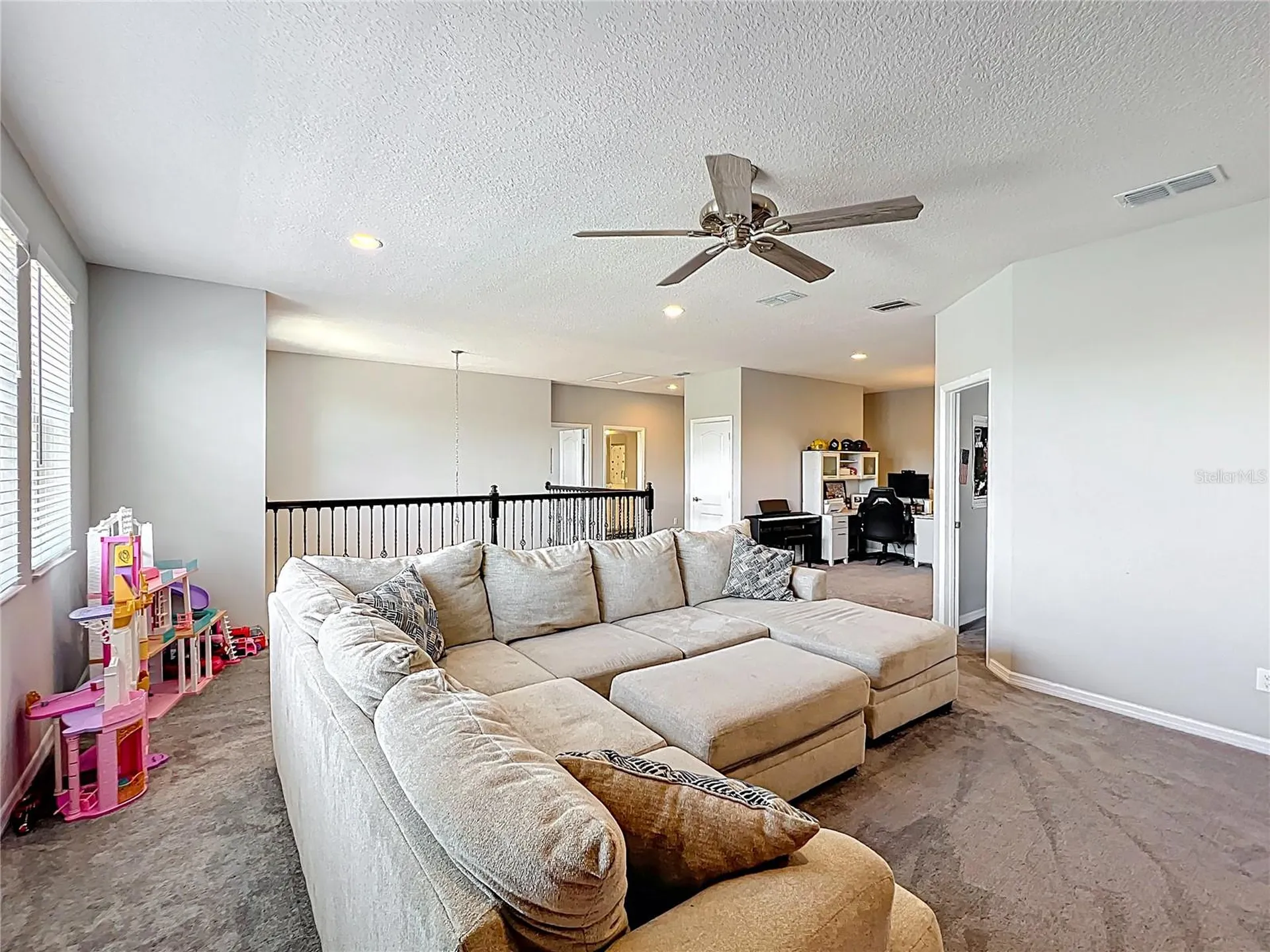 2676 Estuary Loop Oviedo FL 32765