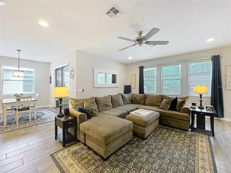 2676 Estuary Loop Oviedo FL 32765