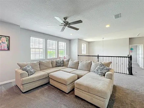 2676 Estuary Loop Oviedo FL 32765