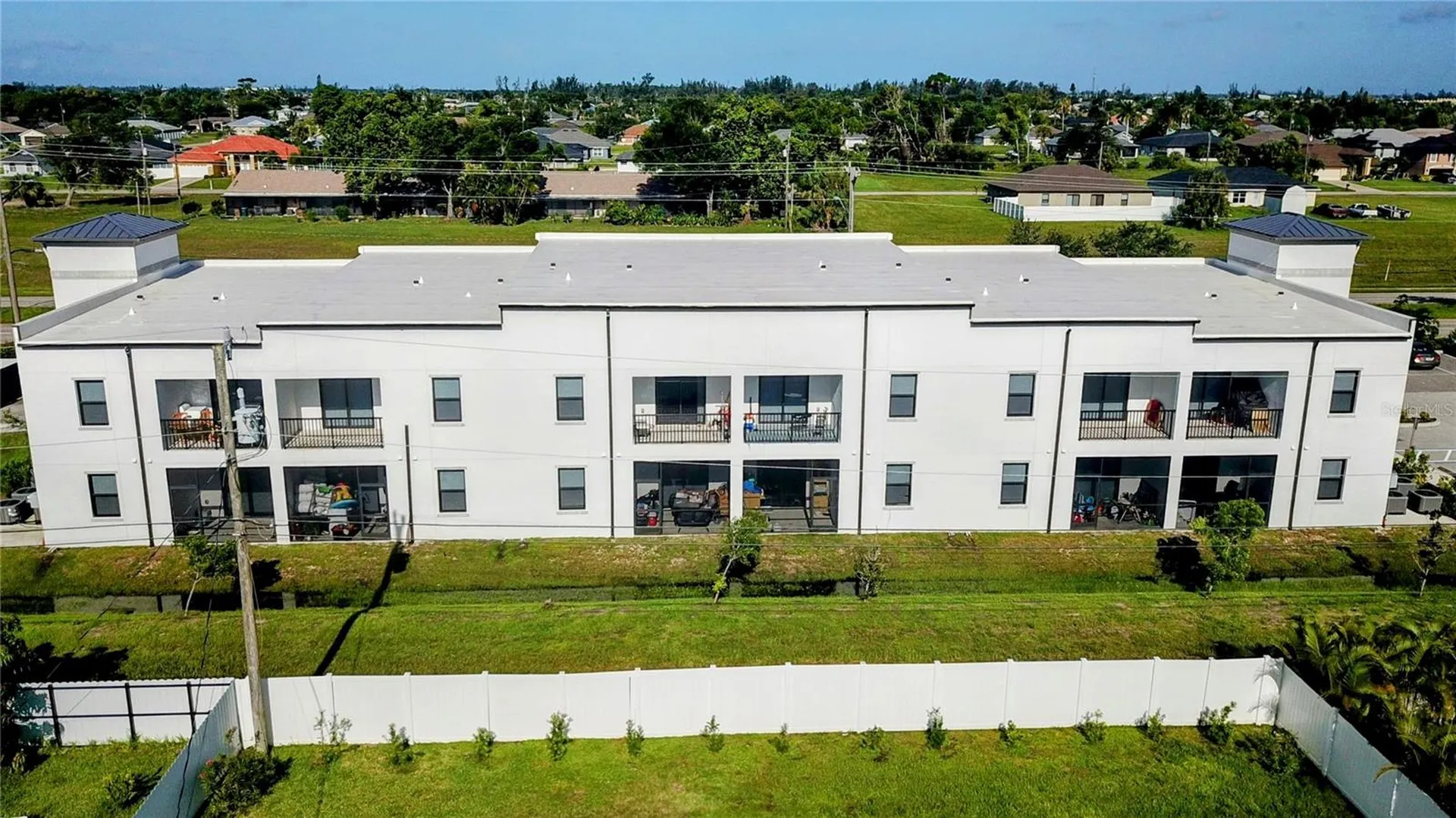 907 Skyline Boulevard Cape Coral FL 33991