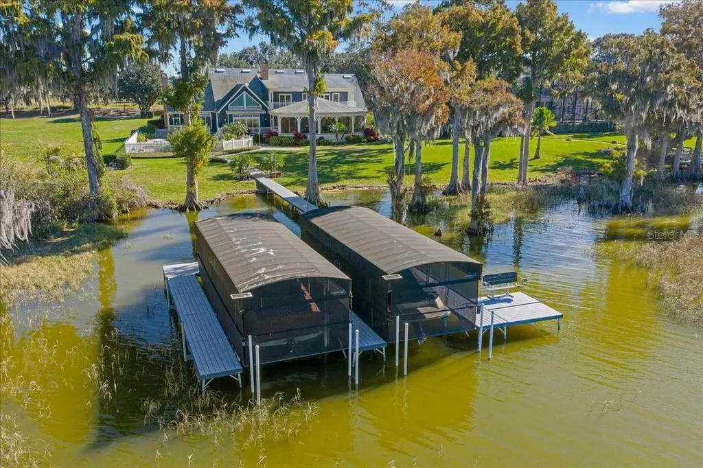 1200 Peninsula Drive Tavares FL 32778