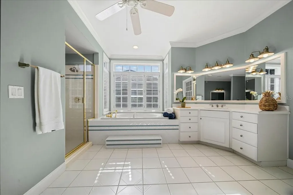 1200 Peninsula Drive Tavares FL 32778