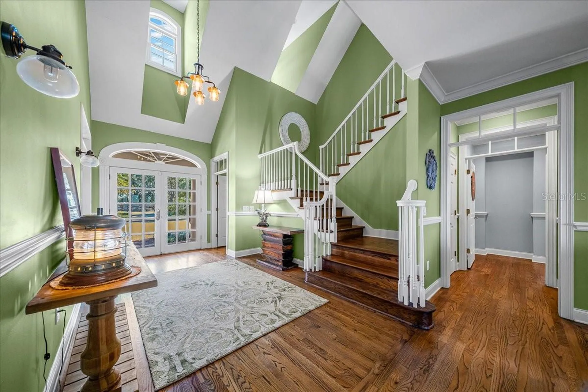 1200 Peninsula Drive Tavares FL 32778