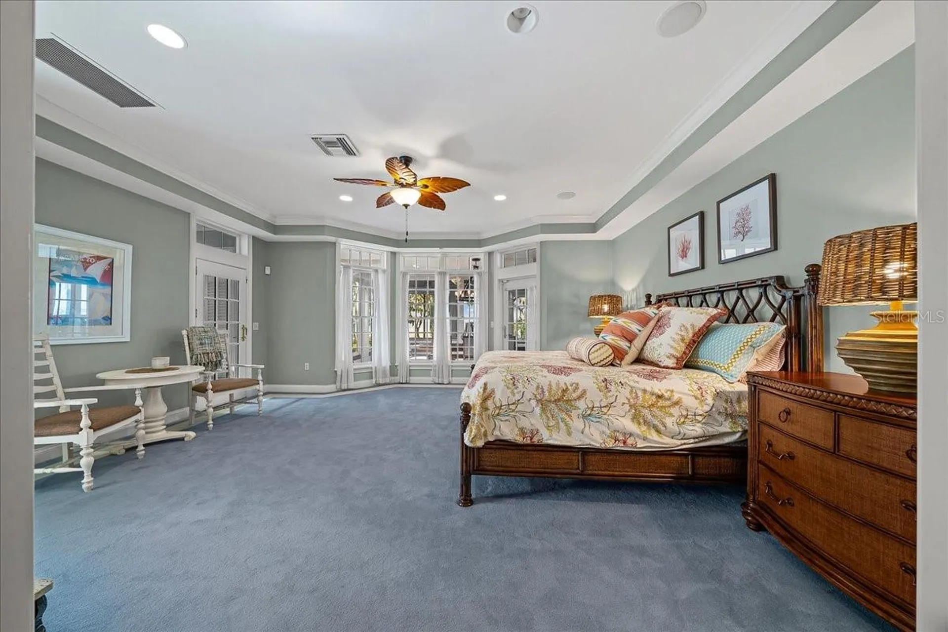 1200 Peninsula Drive Tavares FL 32778