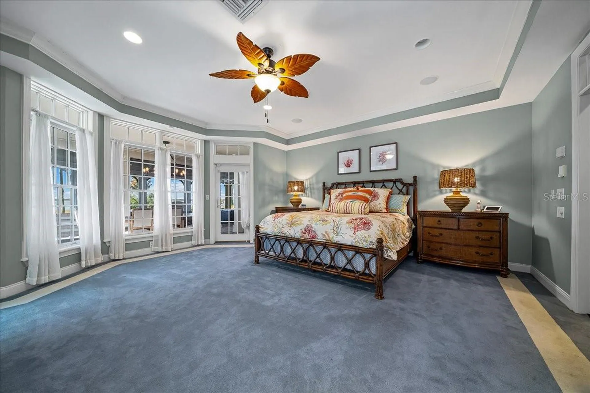 1200 Peninsula Drive Tavares FL 32778