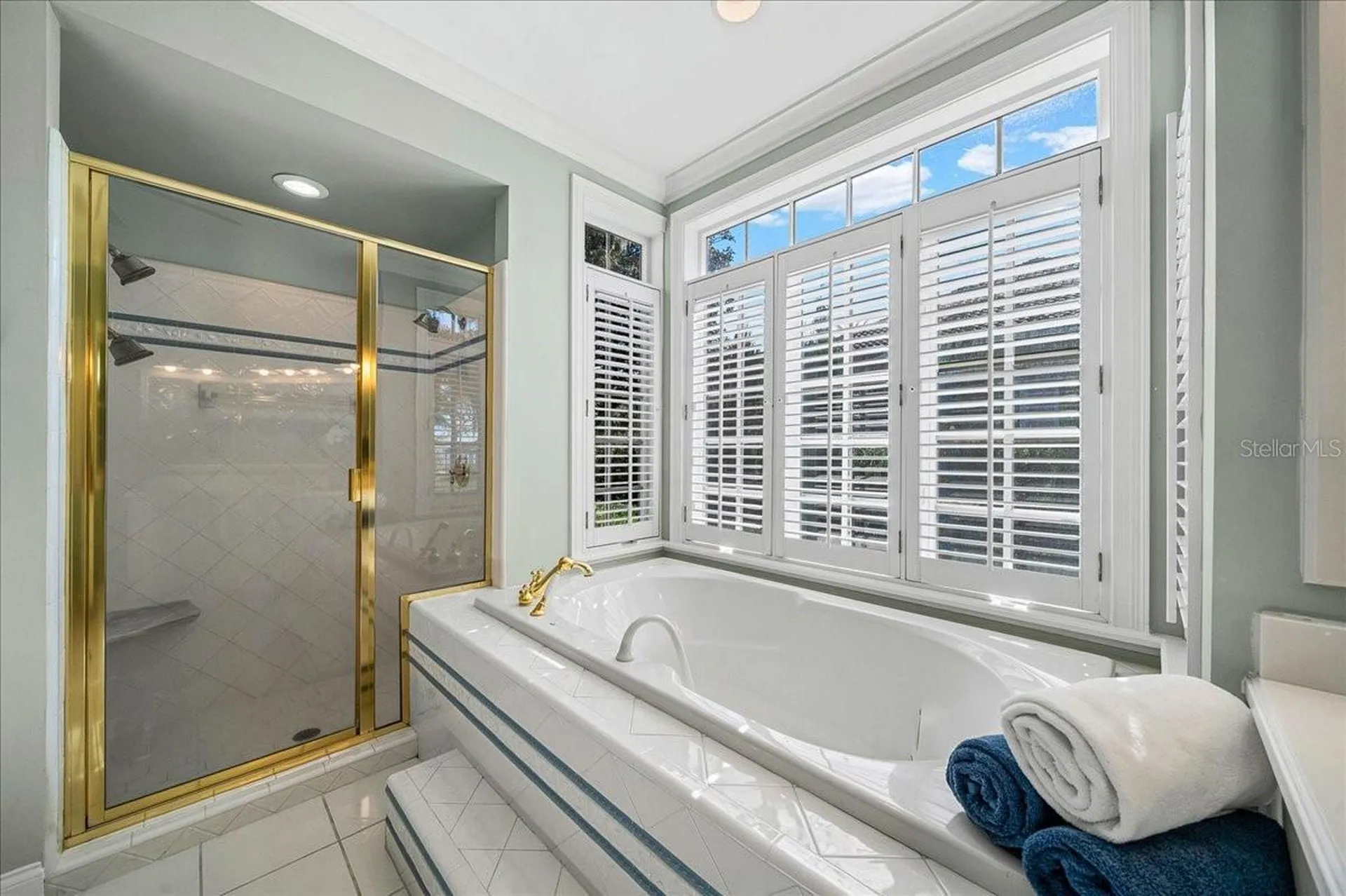 1200 Peninsula Drive Tavares FL 32778