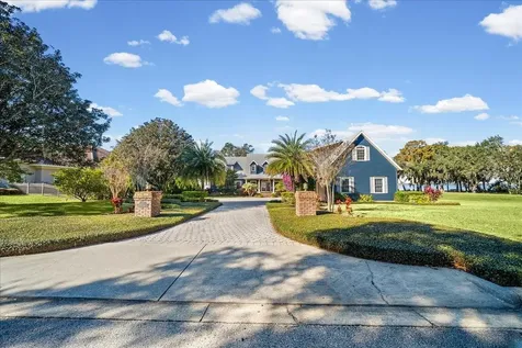 1200 Peninsula Drive Tavares FL 32778