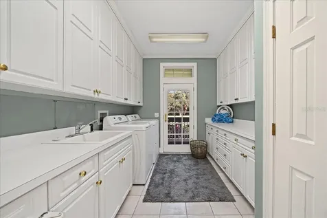 1200 Peninsula Drive Tavares FL 32778