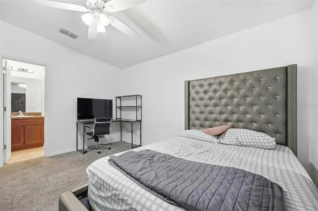 3640 Grubbs Street Mount Dora FL 32757