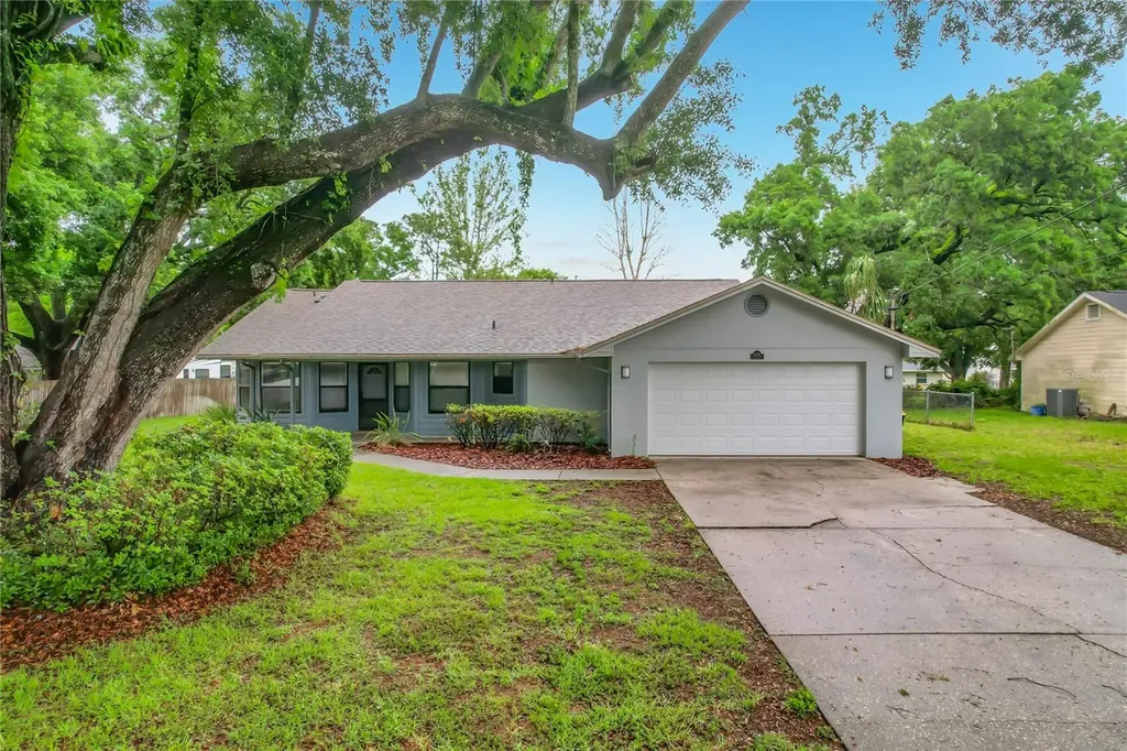 109 South Court Auburndale FL 33823