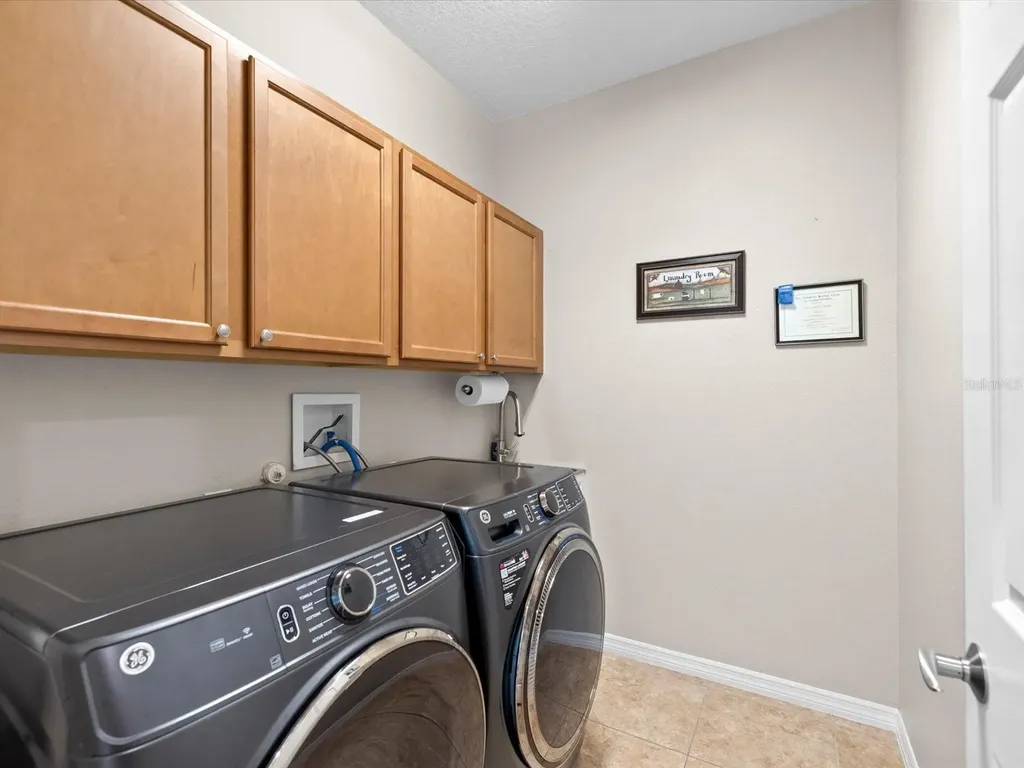 2126 Parrot Fish Drive Holiday FL 34691