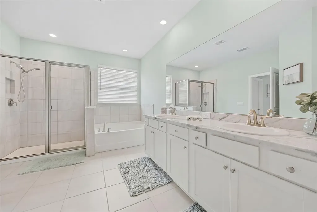 18026 Fattoria Terrace Bradenton FL 34211