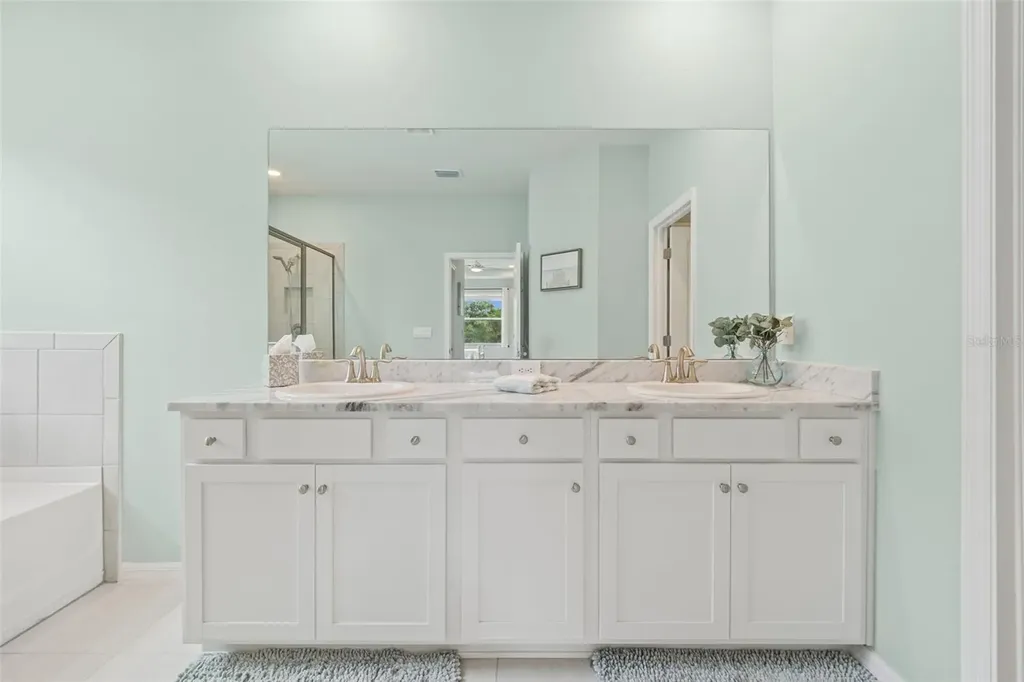 18026 Fattoria Terrace Bradenton FL 34211