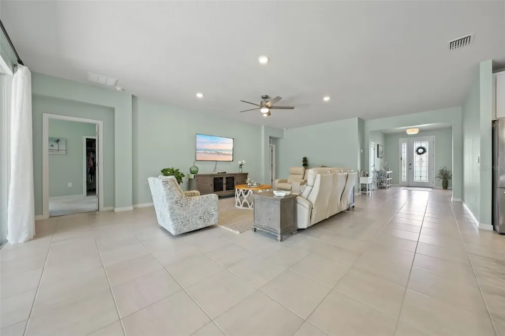 18026 Fattoria Terrace Bradenton FL 34211