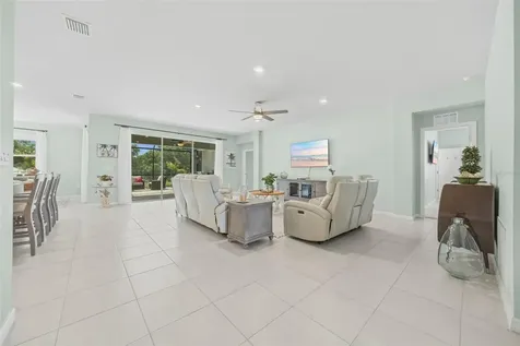 18026 Fattoria Terrace Bradenton FL 34211