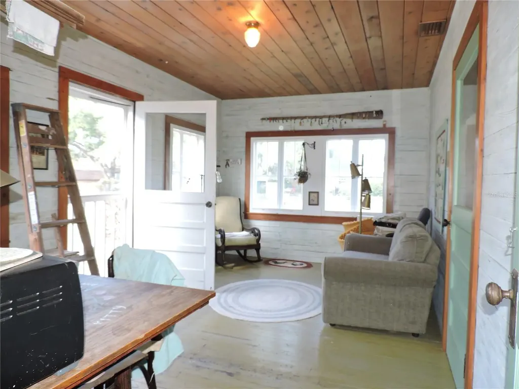 14213 Reese Drive Lake Wales FL 33898