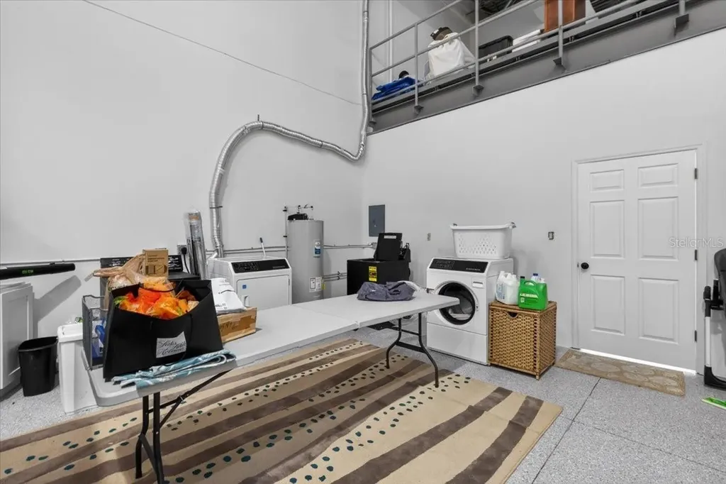 6321 Poter Sarasota FL 34240