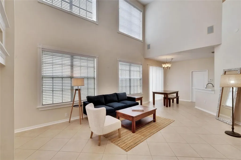9105 Crystal Commons Way Tampa FL 33626