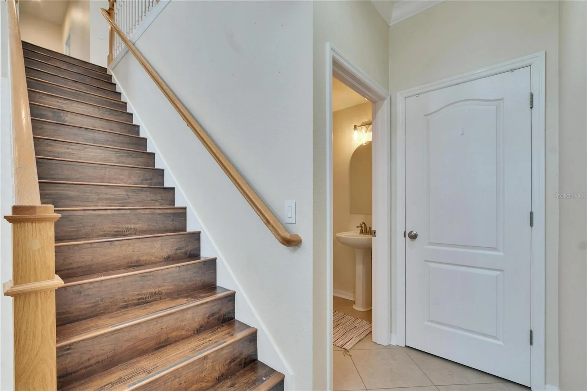 9105 Crystal Commons Way Tampa FL 33626