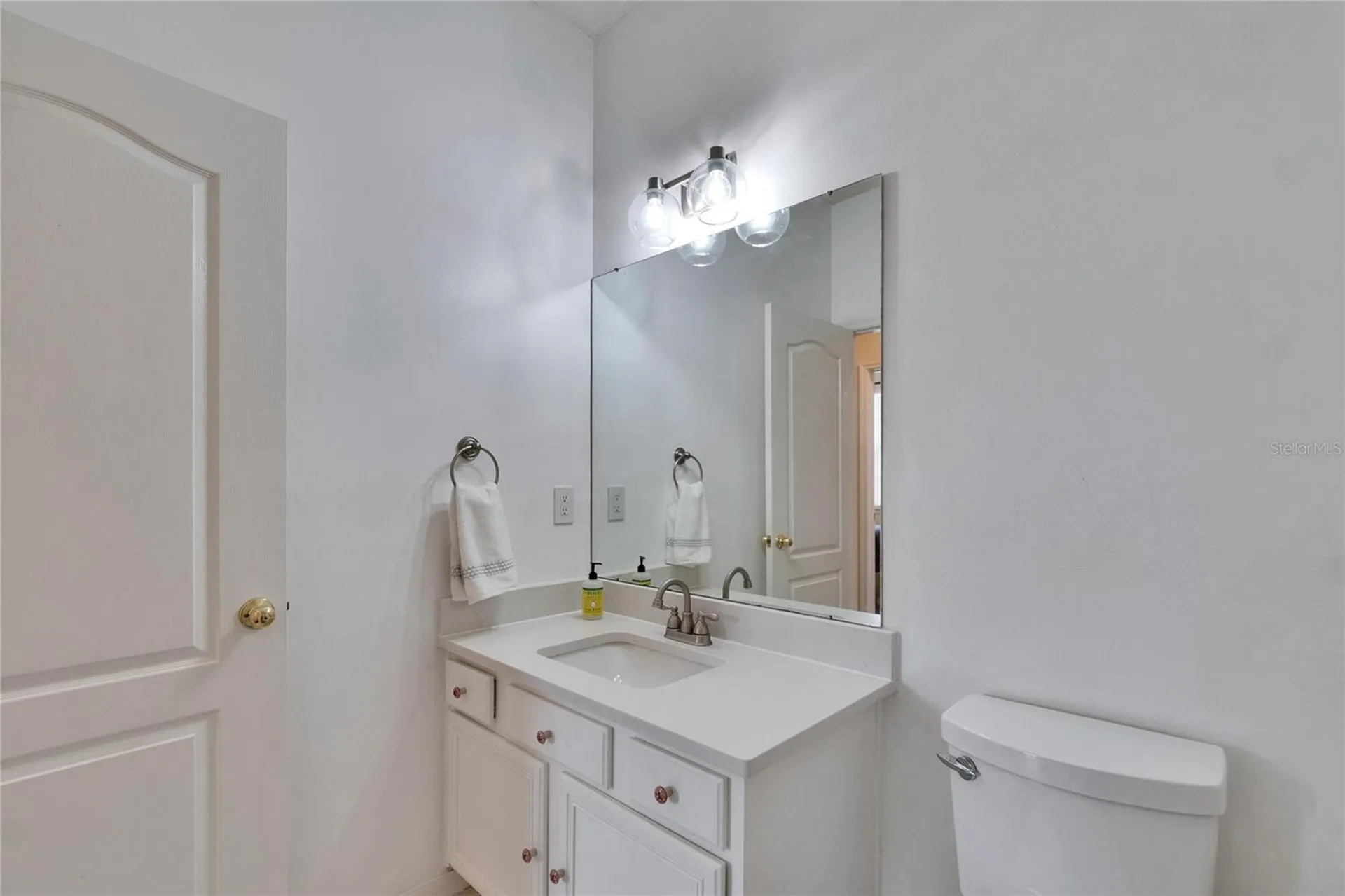 9105 Crystal Commons Way Tampa FL 33626