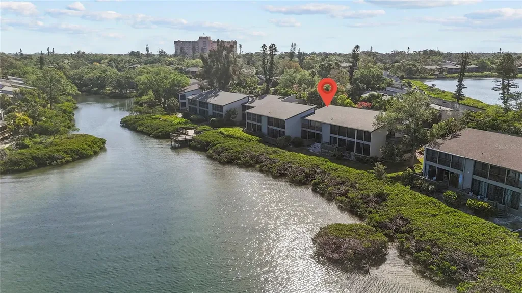 1511 Pelican Point Drive Sarasota FL 34231