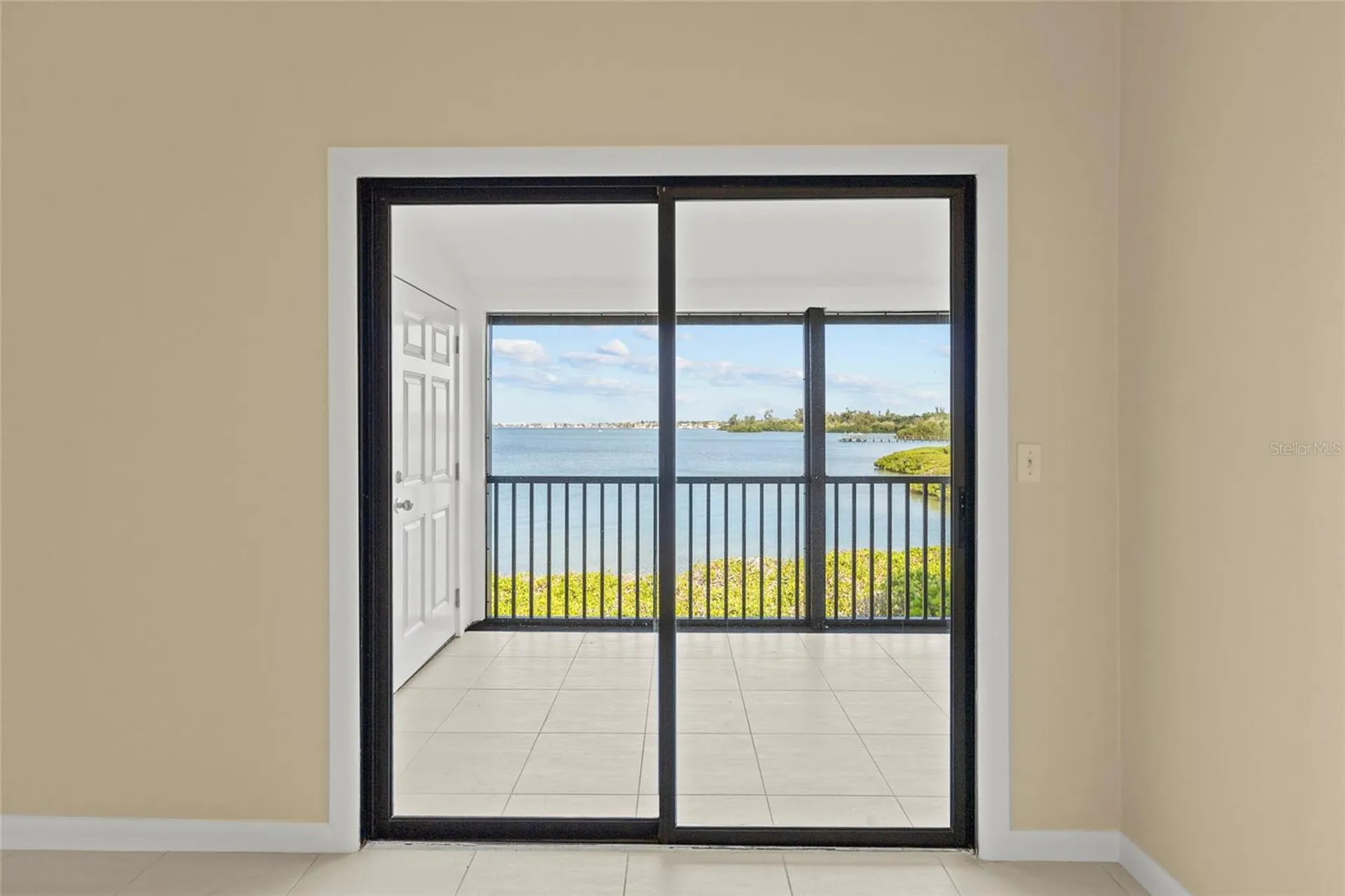 1511 Pelican Point Drive Sarasota FL 34231