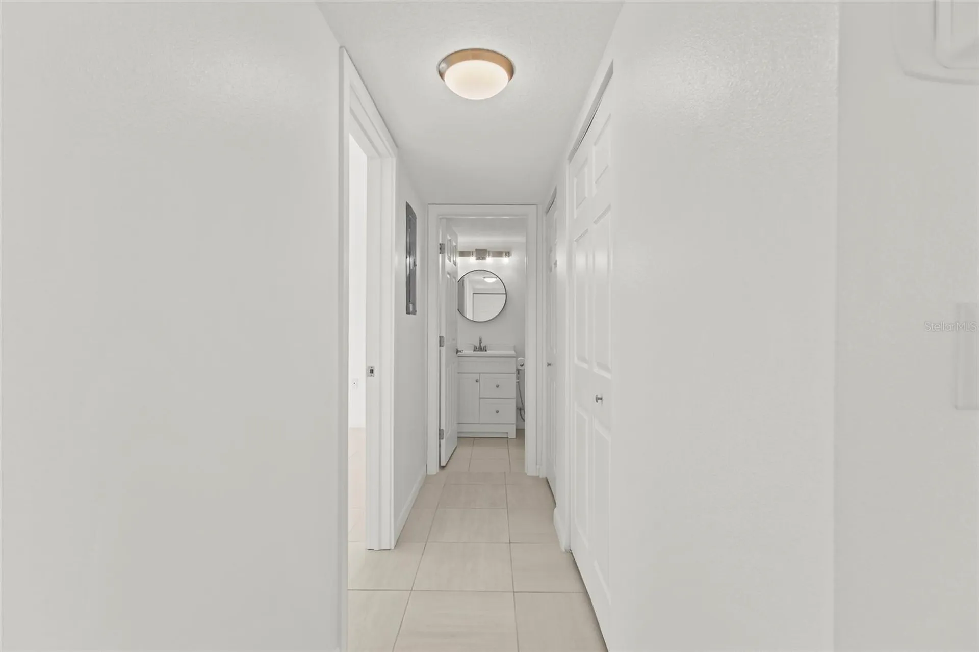 1511 Pelican Point Drive Sarasota FL 34231
