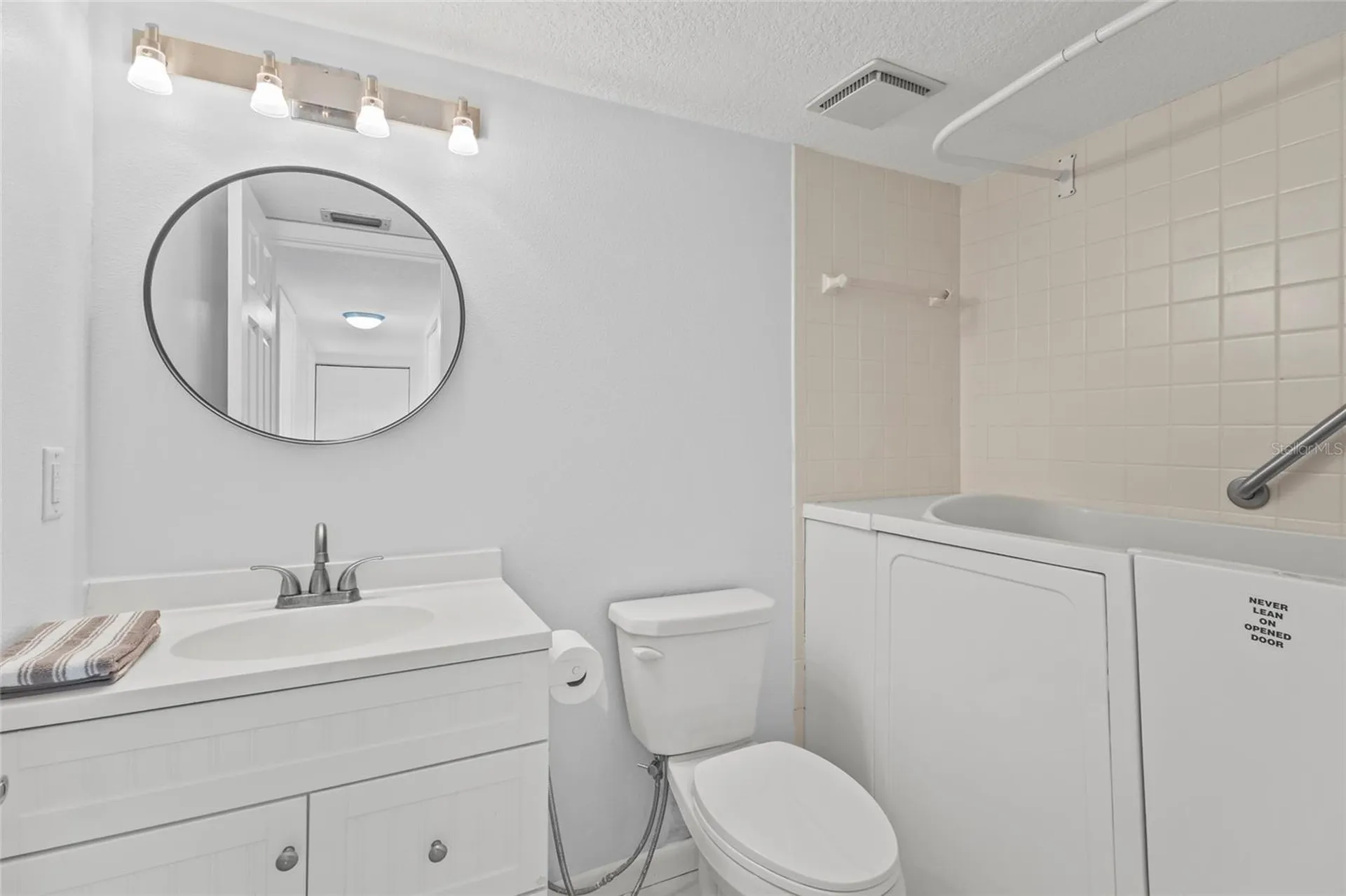 1511 Pelican Point Drive Sarasota FL 34231
