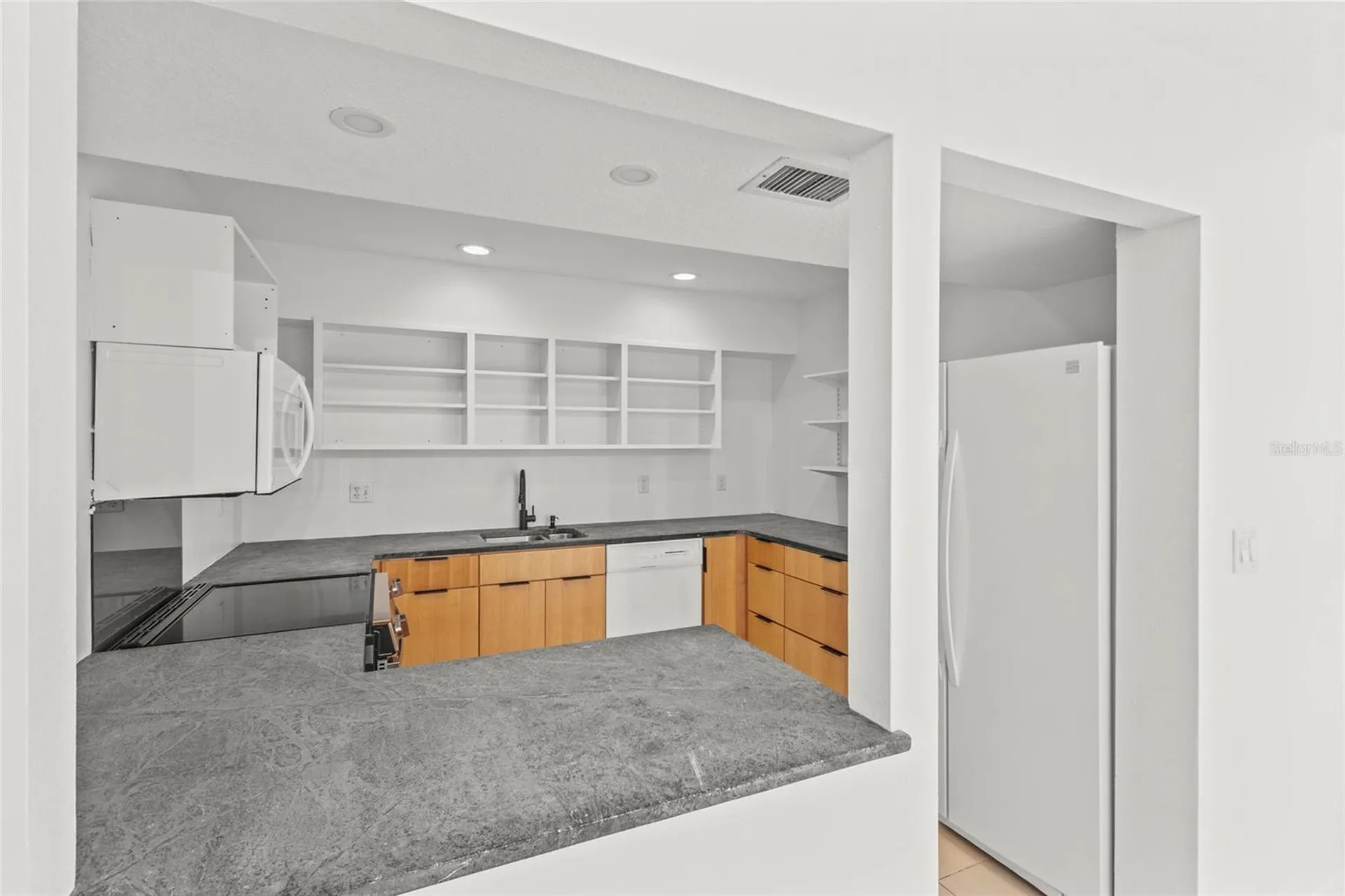1511 Pelican Point Drive Sarasota FL 34231