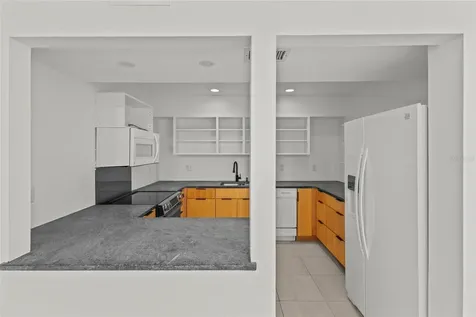 1511 Pelican Point Drive Sarasota FL 34231