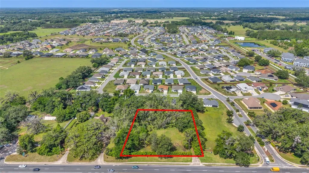 11338 N Us Highway 301 Oxford FL 34484
