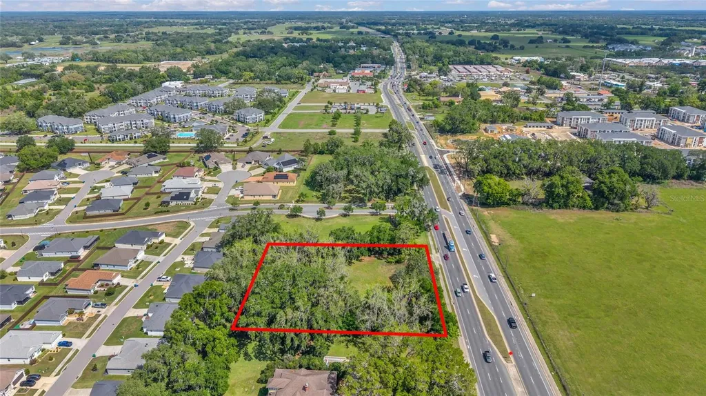 11338 N Us Highway 301 Oxford FL 34484