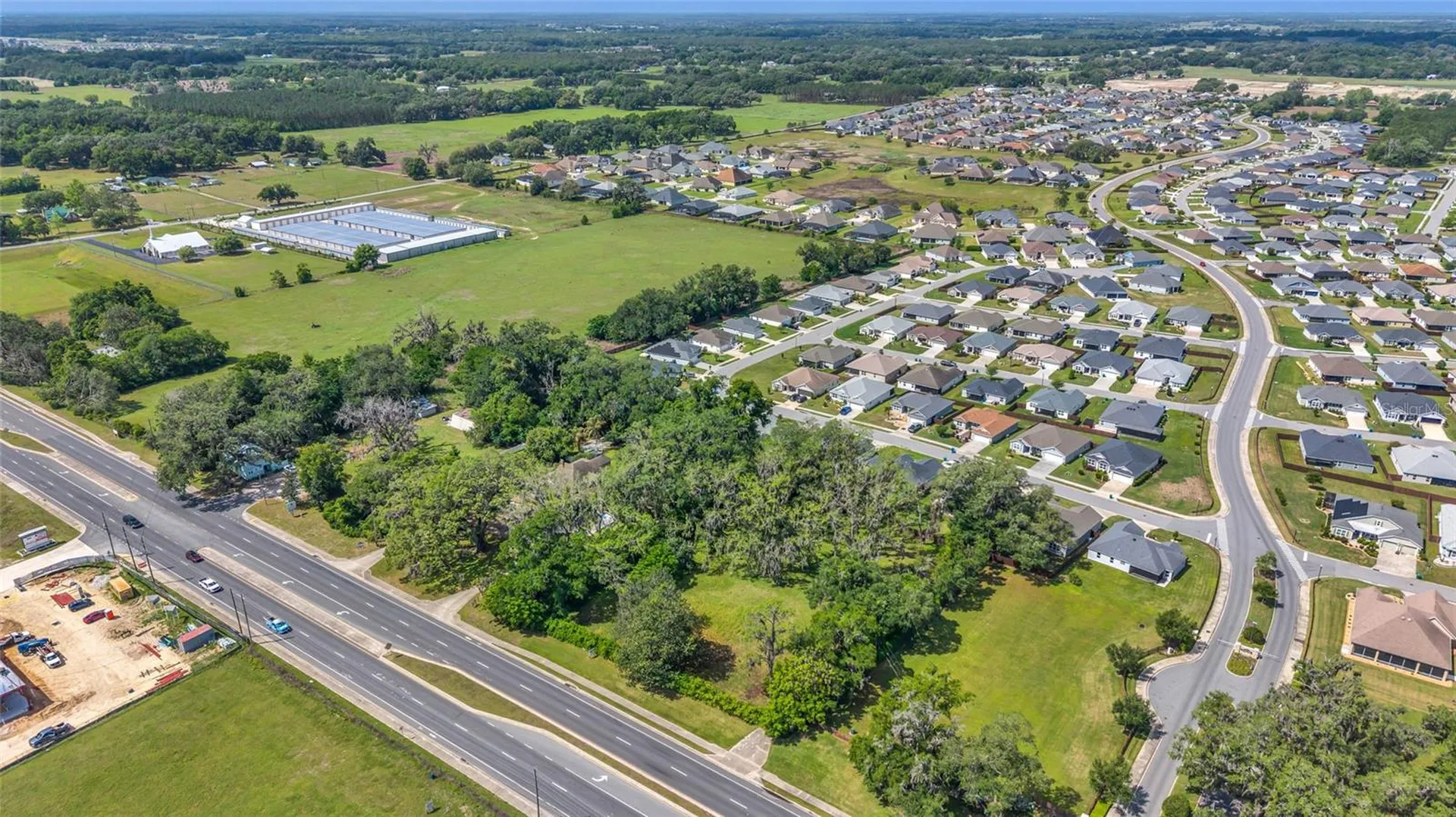 11338 N Us Highway 301 Oxford FL 34484
