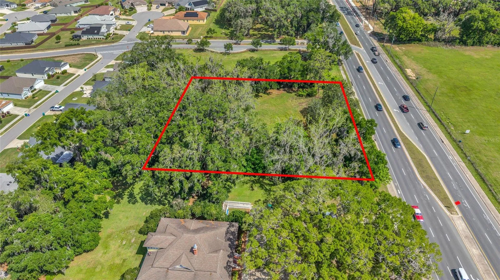 11338 N Us Highway 301 Oxford FL 34484